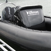 Aerodynamic boat console
